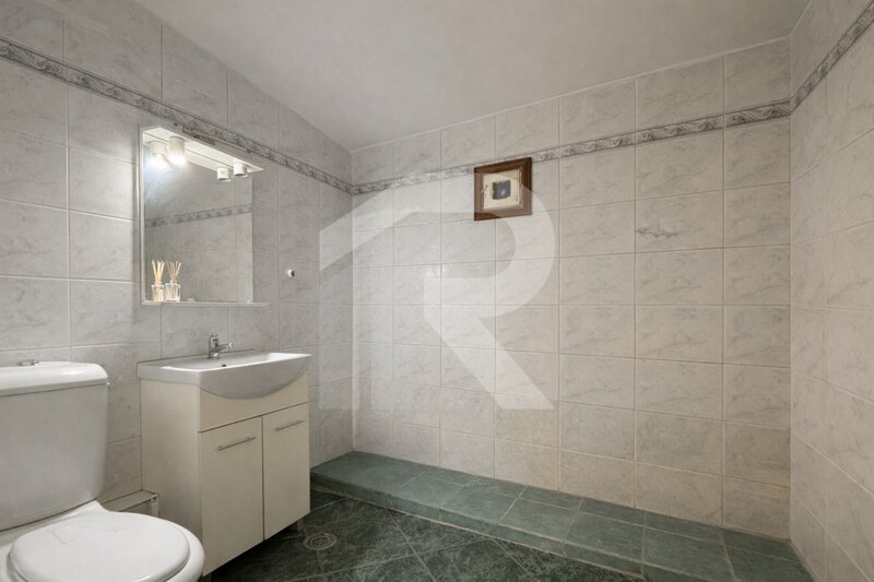 Splaiul Unirii – stradal, 3 camere decomandat, 80 mp - Langa Camera de Comert