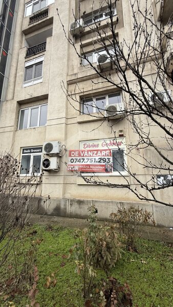 Splaiul Unirii – stradal, 3 camere decomandat, 80 mp - Langa Camera de Comert